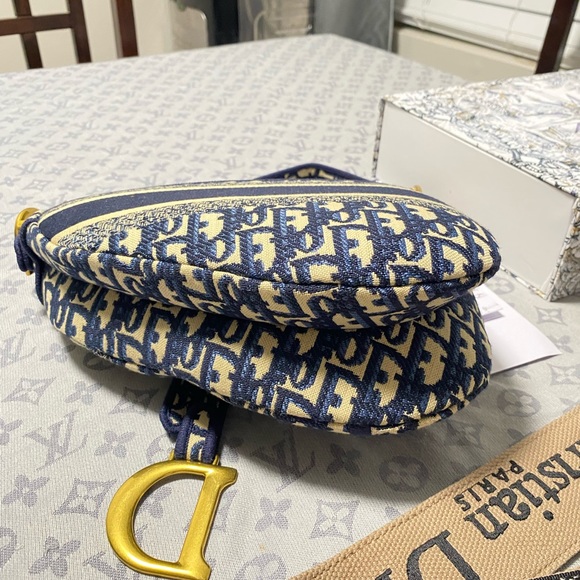 SOLD - Picture 4 of 17